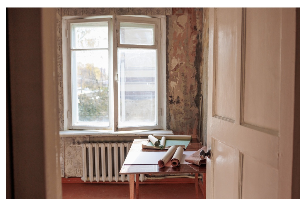 Фото экспозиции «Счастливая жизнь в квадрате. Выксунский эксперимент и индустриальное домостроение в СССР» в квартире.jpg